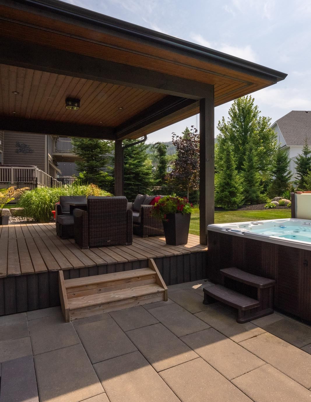 Covered outdoor loggia